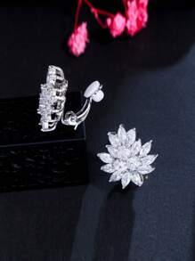 1 Paar blumenförmige Ohrklemmen mit kubischen Zirkonias ohne Piercing für Hochzeitsfeiern und Bräute, Valentinstag für Frauen