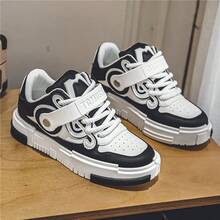 男士帶扣綁帶低幫平底滑板鞋,時尚、休閒、青春,適合學生 - 黑色 - 查看 1