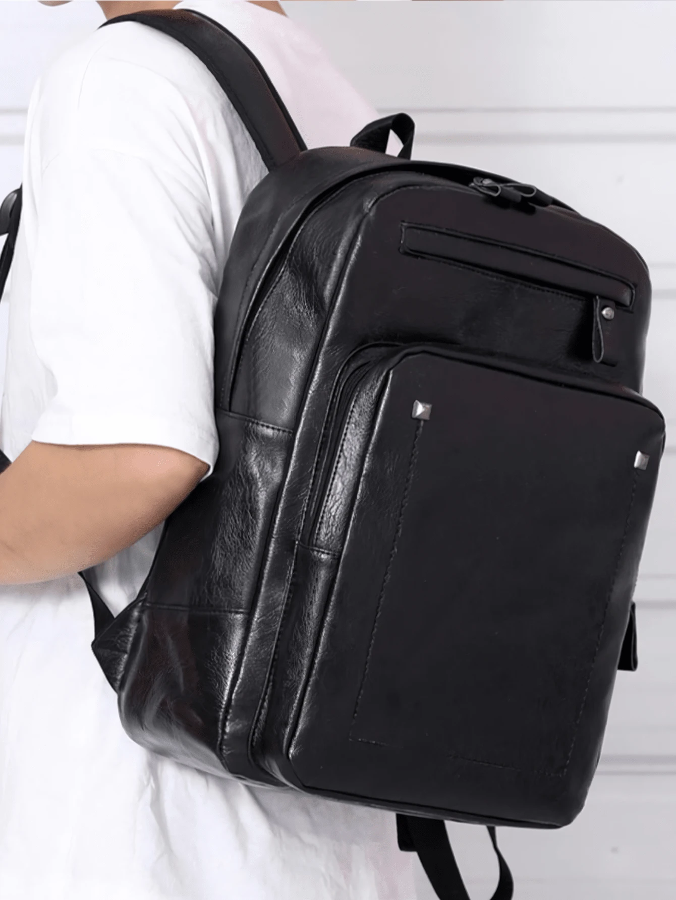 Bluelander Waterproof Anti-Theft Backpack, USB Charging, Smart Pockets. - Black - View 1