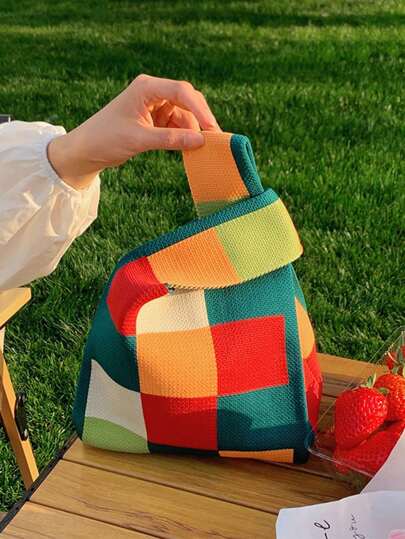 Yogodlns Fashion Knitted Tote Bag Crochet Bag Women's Graphic Crochet Bag Fashion Tote Handbag Cute Bear Pattern Crochet Bag Cartoon Knitted Handbag Women's Knotted Wrist Bag