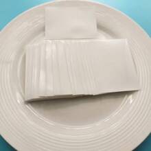 50pcs Standard Photo Premium Card Holder 2.18in*3.4in Highly Transparent Popcorn Game Card Film Album Storage Souvenir Waterproof Card Holder - White - View 3