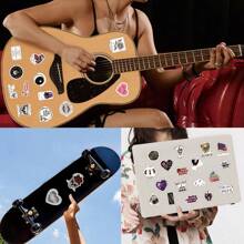 110PCS Dark Romance Czytelnicy Naklejki Naklejki winylowe Album, Pamiętnik, Laptop, Zderzak, Deskorolka, Butelki na wodę, Komputer, Telefon, Kreskówka, Kask, Naklejki samochodowe, Artykuły szkolne, Powrót do szkoły