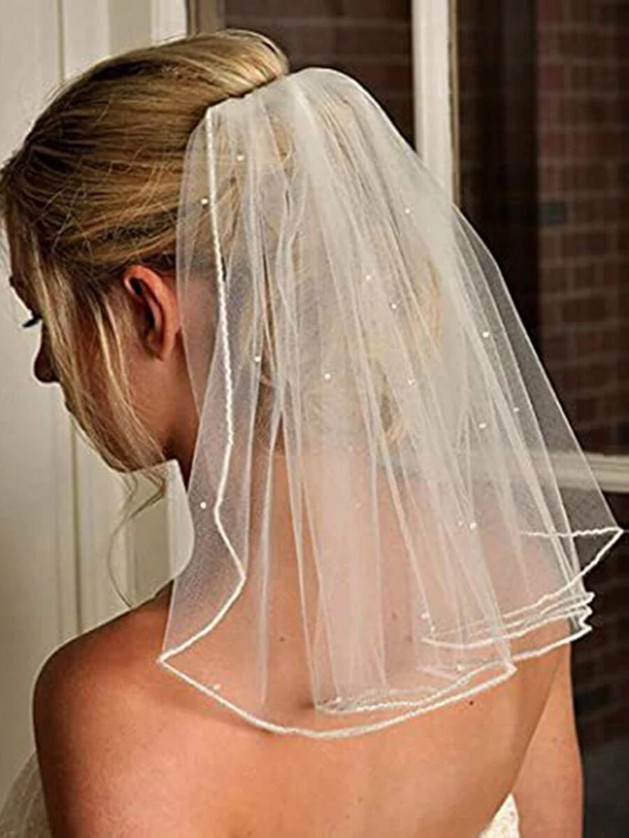 1件韩式短款新娘头纱，适合搭配婚纱，是旅行/度假、网红拍照的理想道具，也是情人节配饰。 - 白色 - 查看 1