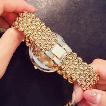 Eine G&D2024 Neue Ankunft einfacher modischer lässig Frauen Uhr, europäische und amerikanische diamantbesetzte Quarzuhr, Geschenkuhr