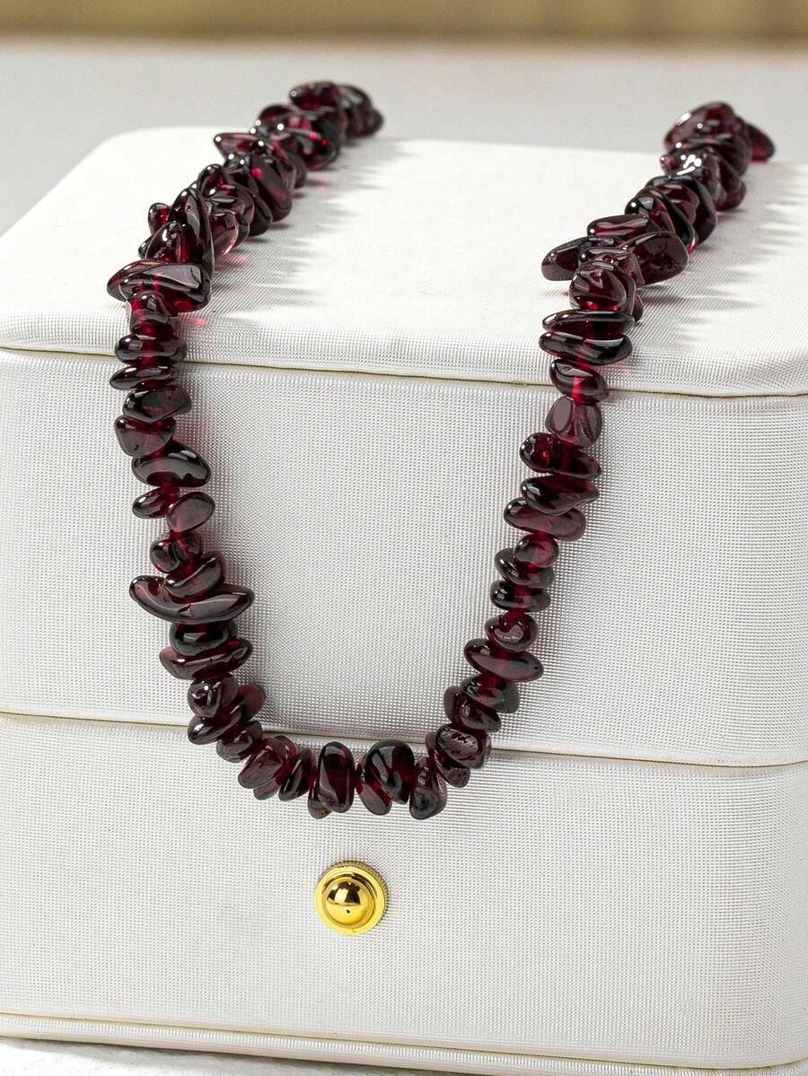 1pc Burgundy Asymmetrical Stone Beaded Necklace, Vintage Style Fashionable Simple And High-End Feeling, Suitable For Spring & Summer Vacation - Burgundy - View 1