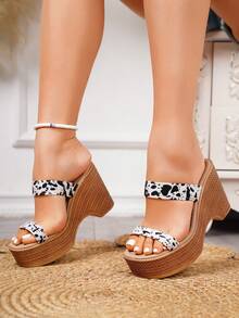 Của phụ nữ Nêm Gót chân Dày Đế Chóp giầy mở ra Dép đi trong nhà Với Nhung , Hoa văn Báo , Arch Ủng hộ Và Không thấm nước Nền tảng Cho mùa hè - trắng - Xem 2