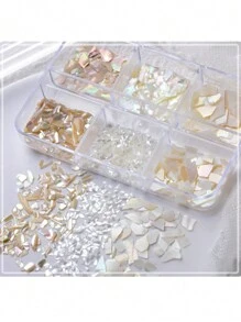 1 boîte de set d'art pour ongles avec coquillages de tailles mixtes, 6 différentes tailles d'éclats de coquillages pour différents designs d'ongles, incluant des formes asymétriques et des morceaux de coquille d'ormeau colorés. Charms pour ongles, pierres décoratives pour ongles, fournitures pour ongles DIY