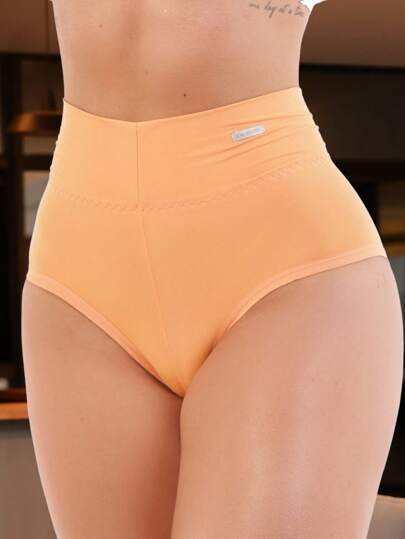 Calcinha Confort Segura Barriga Tom Secreto By Dy Girl Calcinha Segura Barriga Confortável reduz medidas. Calcinha Tom Secreto.Modeladora, Cintura alta,calcinha de média compressão pós-parto com cintura alta Tecido firme, com elasticidade, não apresenta transparência. Não da bolinhas nem desbota. com elástico na cintura. Confortável para o seu corpo, sem apertar em excesso.