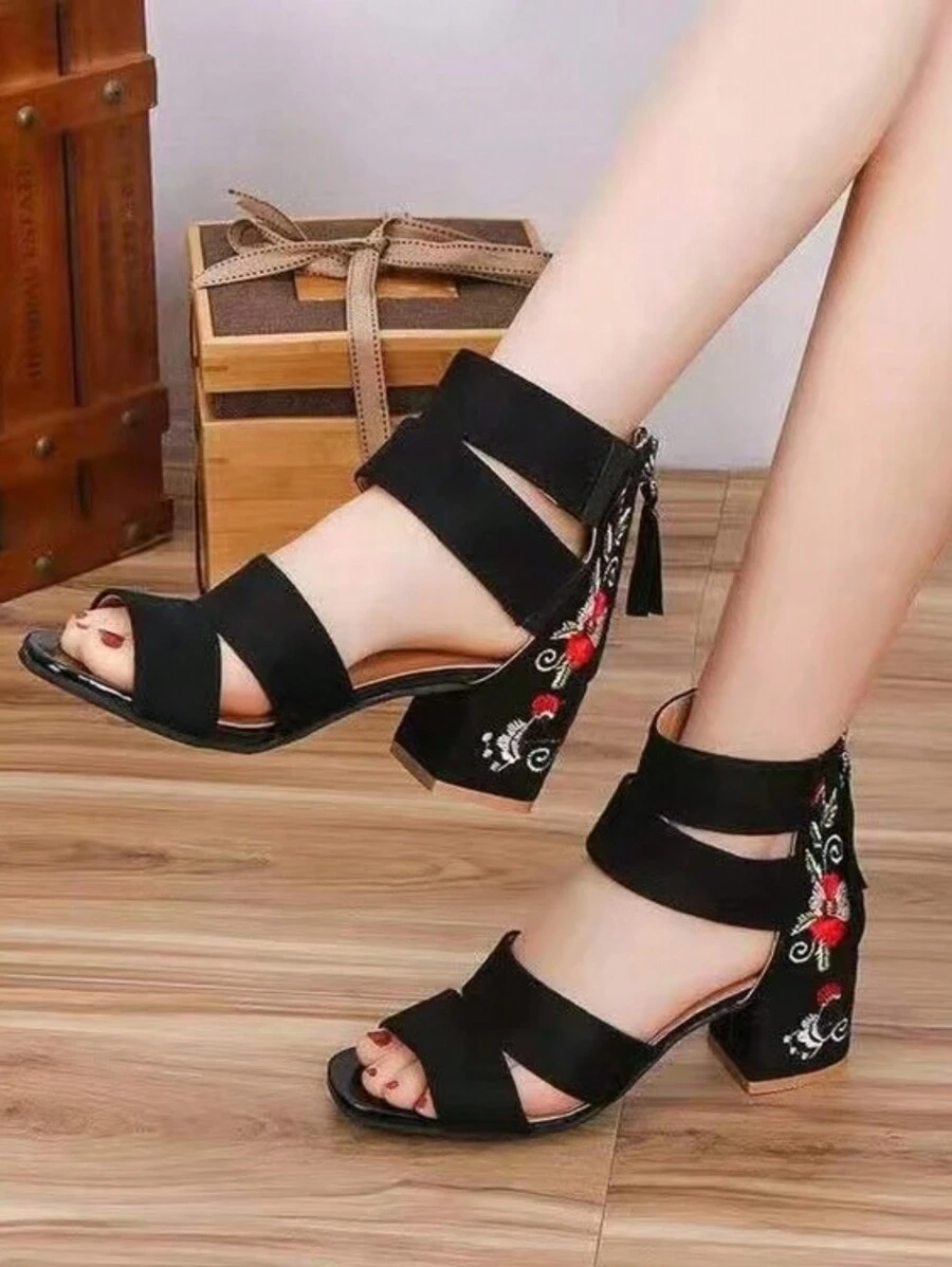 High-Top Casual Embroidered Mid-Heel Sandals, Women's Summer Versatile Chunky Heel Elegant Vintage Open-Toe Embroidered Shoes With Back Zipper - Black Red Flower - View 1