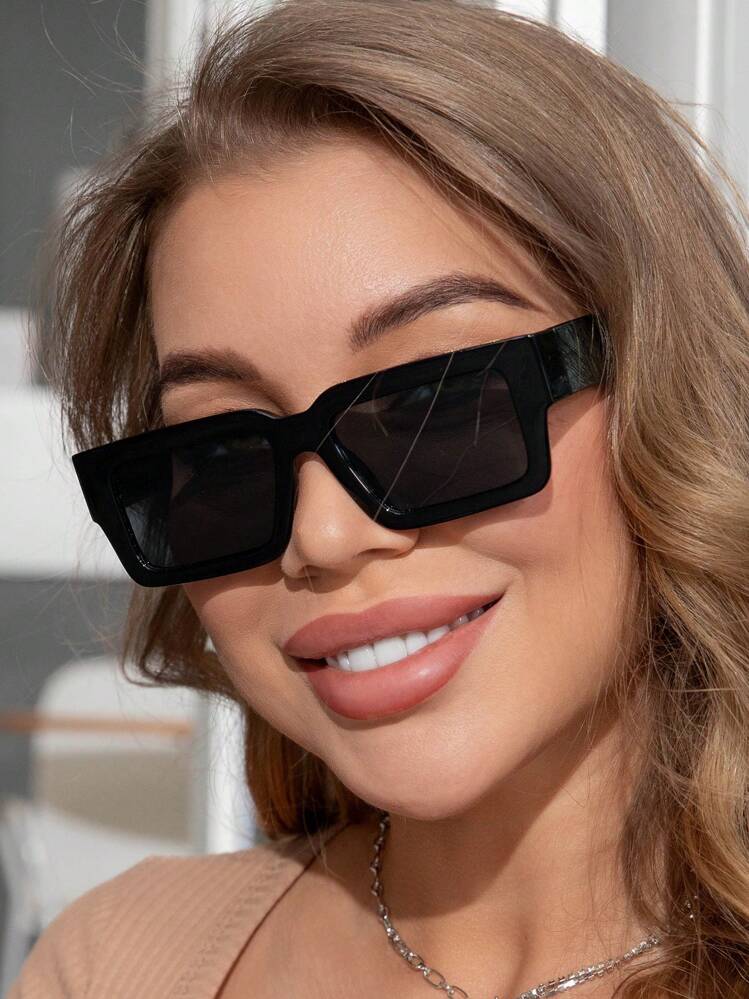 Vintage Cat-Eye Plastic Frame Fashion Eyeglasses, Unisex Design Beach Accessories For Women Glasses Shades Basics Fall Winter Women Outfits Clothes Business Casual Gifts For Summer Beach Vacation,Outdoor,Travel - Black - View 1