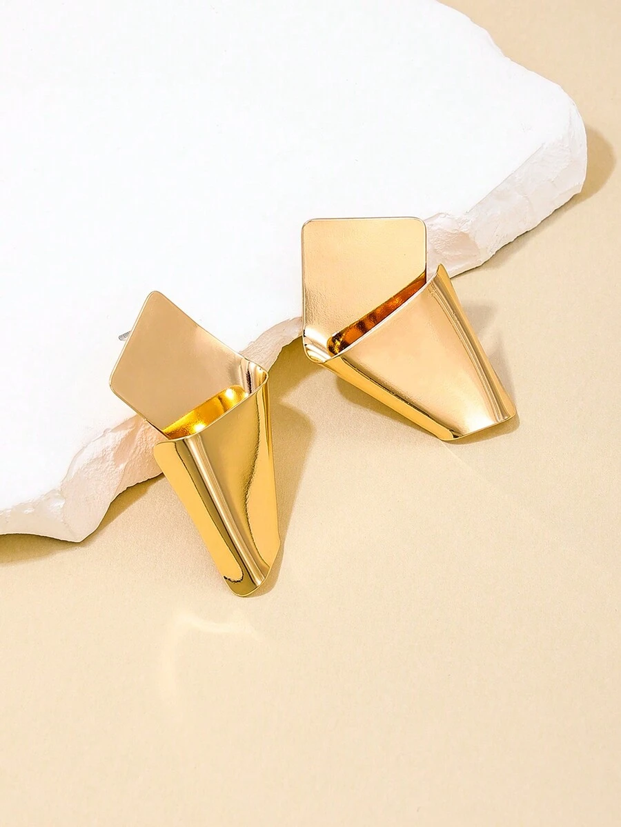1pair Fashionable Exaggerated Punk Retro Metal Asymmetrical Geometric Earrings For Women, Suitable For Daily Commute Travel Street Snap Birthday Festival Occasions - Gold - View 1