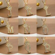 1 corona de moda y  colgante de 26 letras iniciales para mujer, joyería con letras heladas bonitas, regalo de cumpleaños - V - Ver 3