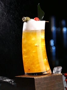 1pc Glass Shaped Juice Glasses, Creative Design Crescent Shape, 470ml - Clear - View 3