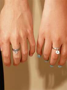 2入組不銹鋼情侶戒指,時尚簡約風格字母吊墜可調節大小,適用於情侶、復活節、日常穿著和夏天珠寶的完美禮物 - 銀色 - 查看 4