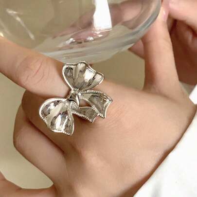 1pc Cute Vintage Silver Metal Adjustable Ring With Bowknot And Heart Shape, Suitable For Women's Daily Party Wear