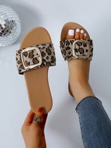 2024 Mới Xuyên biên giới Của phụ nữ Đúng mốt Dép đi trong nhà Với Khóa vuông Chi tiết Đối với Giải trí , Kích thước lớn Ngoài trời Mặc - Nhiều màu - Xem 1