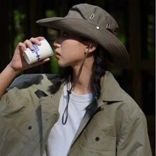1 pièce Chapeau d'été multicolore d'extérieur unisexe, chapeau respirant et anti-soleil pour la pêche, la randonnée, les voyages, chapeau de cowboy décontracté. Chapeau de soleil d'été pour homme, convient pour les activités de plein air estivales comme la randonnée et la pêche