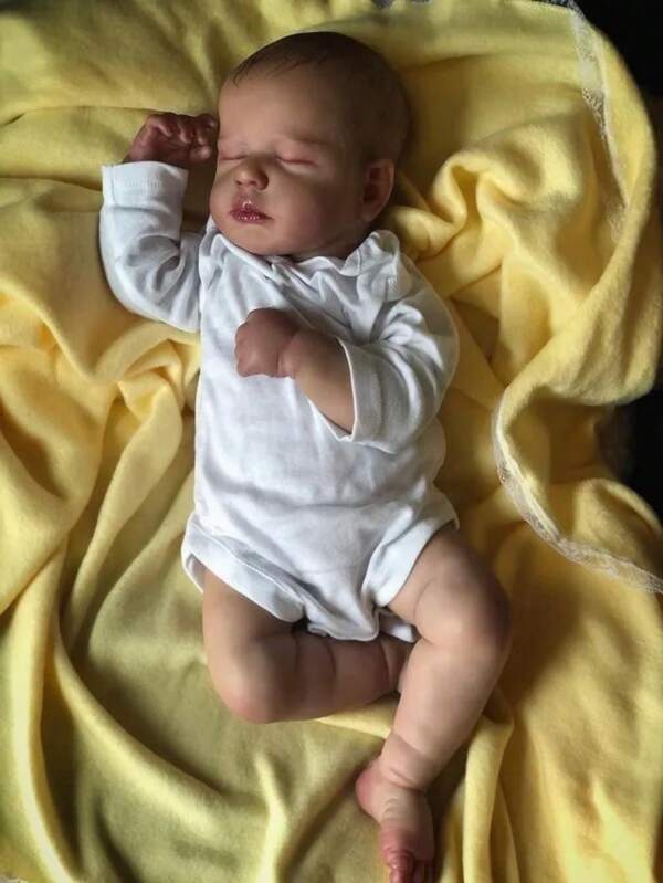 20-Inch Realistic Loulou Baby Reborn Doll With Painted 3D Hair Handmade Soft Newborn (Send Bottle Nipple, Diaper, Birth Certificate) Series Doll Birthday Gift Cloth Body (Gender Free)Girl Birthday Gift