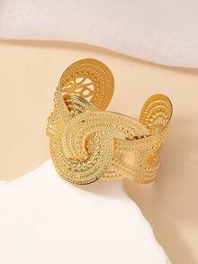 1個金屬霧面空心手鐲,表面紋路誇張,適合女性作為送給朋友的禮物 - 金黃色 - 查看 6