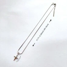 1 Peça Colar Curto Elegante E Versátil De Osso De Cobra Em Aço Inoxidável Prateado Com Pingente Em Formato De Cruz E Estrela Para Homens, Vestuário Diário, Não Desvanece
