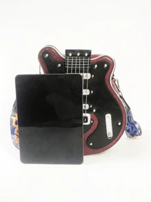 Túi đeo chéo nữ phong cách Y2K hình cây đàn guitar Niche 2024 có màu sắc tương phản mới lạ có đinh tán trang trí Túi đeo vai hợp thời trang làm quà tặng lễ hội âm nhạc Da PU cao cấp, thiết kế bass có điểm nhấn là dây xích và đinh tán, dây đeo vai có thể điều chỉnh, không gian bên trong rộng rãi và phụ kiện thời trang dành cho phụ nữ - Màu Đỏ Sâu - Xem 6