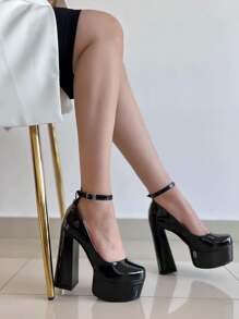 Plataformas Cerradas Tacon Ancho recubierto - Negro - Ver 2