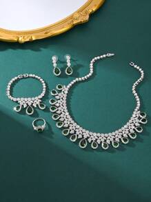 4 pièces/set bijoux de luxe à la mode avec zircone cubique AAA, parures avec pendentifs style goutte d'eau comprenant collier, bracelet, boucles d'oreilles, bague. Convient pour la décoration des fêtes et mariages des femmes. Cadeau parfait de la Saint-Valentin pour votre petite amie. Ensemble de bijoux haut de gamme.