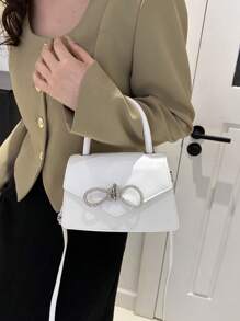 1 chiếc túi xách vuông đính đá đính nơ trang trí, thích hợp cho các quý cô mua sắm, hẹn hò, có sẵn bốn mùa, quà tặng ngày lễ tình nhân hoàn hảo cho cô ấy, lựa chọn quà tặng ngày lễ tình nhân tuyệt vời nhất từ trước đến nay Valentine - trắng - Xem 2