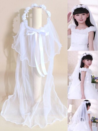 1入精緻女孩白色公主頭紗帶花,適合作為婚禮花童的婚禮季節