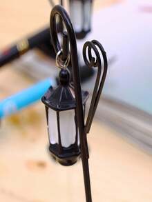 1件 2024年新款創意桌面裝飾夾，街燈形狀咭片支架，婚禮裝飾工藝品，簽到桌名片夾裝飾 - 彩色 - 查看 4