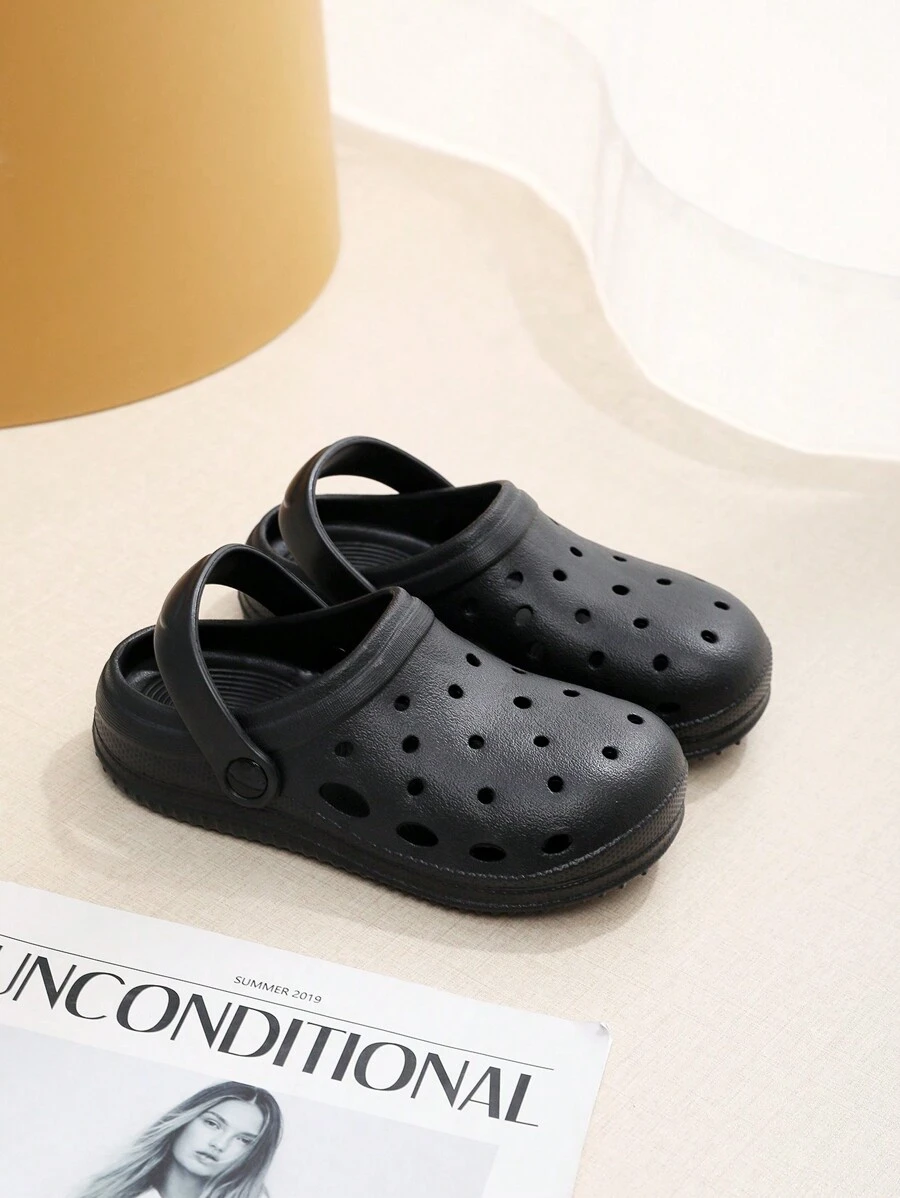 New Flat, Non-Slip, Dual-Use Sandals With Breathable Design And Holes, Suitable For Girls To Wear During Summer - Black - View 1