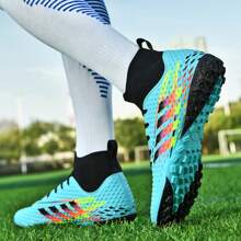 1pair New Style Unisex Stripe Soccer Shoes Tf Studs Anti-Skid Training Shoes, Professional Football Sportswear, Black Classic High-To-Low Football Shoes
