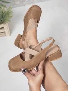 2024 春夏复古交叉绑带芭蕾舞凉鞋，女式玛丽珍鞋，方头，踝带，低鞋面，粗跟 - 卡其色 - 查看 2