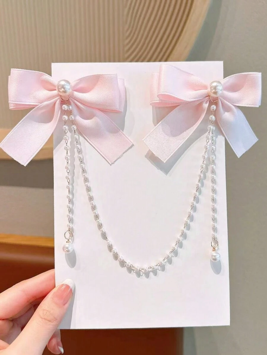 1pc Girls' Fashion Sweet Pearl Bow Decor Pearl Tassel Hair Clip. Slight Color Difference Between Card And Actual Item Is Normal Due To Batch Difference, Actual Item Prevails. Pearl Quantity Is Random.