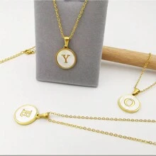 1pc 18k Gold Plated Titanium Steel Necklace With Seashell Pendant, A To Z Alphabets Personalized Necklace Best Gift For Daughter And Suitable For Women - Gold - View 8