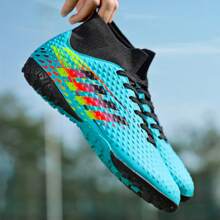 1pair New Style Unisex Stripe Soccer Shoes Tf Studs Anti-Skid Training Shoes, Professional Football Sportswear, Black Classic High-To-Low Football Shoes