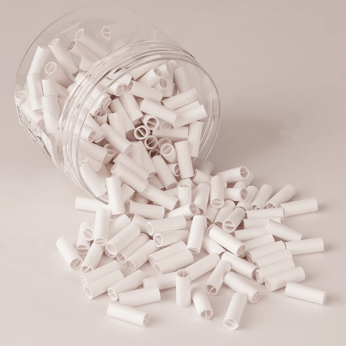 200Pcs/Jar Cigarette Filter Tips, Herb Pre-Rolled Cone Filter Tips, Smoking Accessories. - Multicolor - View 1
