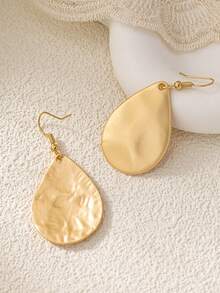 1pair Simple & Elegant Matte Gold Tone Teardrop Shaped Dangle Earrings - Yellow Gold - View 3