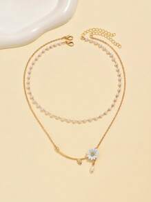 Set de 2 collares con colgante de flor de margarita dorada, collar de cadena de perlas de doble capa elegante, collar de flor de longitud ajustable hecho a mano para fiesta y uso diario - Dorado - Ver 2