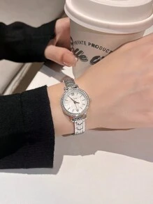 21design White Mother Of Pearl Dial Waterproof Quartz Watch With Silver Starfish Shell Bracelet
