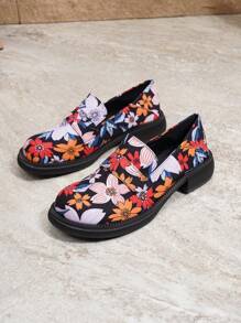 Women's Mary Jane Shoes With Floral Fabric & Strap Design, Chunky Heel & Comfortable Round Toe, Buckle Closure