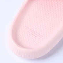 Miniso Pantuflas rosas con diseño de casa linda de Sanrio para mujer - Rosa - Ver 5