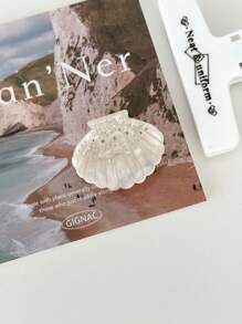 OUSEON A Stylish And Sophisticated White Shell Hair Clip With Rhinestones, Exuding Unique Design And Versatile Elegance - Perfect For Fashionistas Elegant,School Hair Claws Claw Clips Hair Clips Hair Jaw Clip Hair Clamps Hair Clutch Hair Catcher Clip, School Stuff, College Fall Winter Hair Accessories For Women For Vacation Outfits Woman