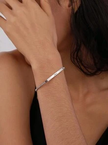 Tùy chỉnh Vòng tay Đơn giản Và Sành điệu Cặp đôi Phong cách Tùy chỉnh Tên , Slogan Và Ngày , Thích hợp Đối với Sinh nhật , Ngày lễ tình nhân , Ngày kỷ niệm Lễ ăn mừng , Hoàn hảo Qủa tặng Cho bạn trai , Bạn gái - Bạc - Xem 3