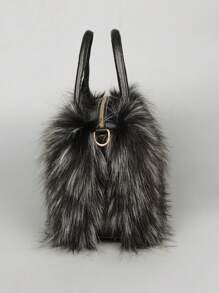 Nova bolsa de pulso felpuda para mulheres, bolsa de inverno grande e fofa, bolsa de ombro da moda, preta, bolsa de pele recém-chegada, bolsa de pele recém-chegada para mulheres - Preto e Branco - Ver 3