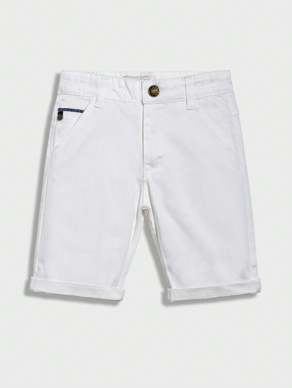 شورت متنفس للصدر بتصميم بسيط وجذاب للأولاد مصنوع من نسيج قطني عالي الجودة والمتانة وقابل للتنفس