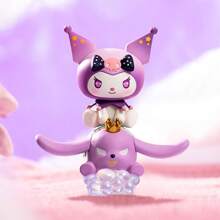 Miniso Personaggi fatti a mano della Dreamland Carousel di Sanrio, combinazioni di personaggi adorabili e caroselli, in materiale ABS, adatti come ornamenti da scrivania e regali per compleanni (1 pezzo, consegna casuale)