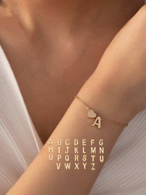 1pc European And American Style Fashionable Personalized Metal A-Z 26 Initial Hearts Name Bracelet, Perfect For Mother's Day Gift, Daily Wear, Valentine's Day, Festival Gift, Graduation, Back-To-School Season Gift, Student Bracelet Valentines,Mom,Mother,Mother's Day,Gift