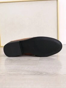 Mocasines casuales de mujer de estilo vintage británico, nuevos para 2024, de suela plana, tacón bajo y caña baja, en piel