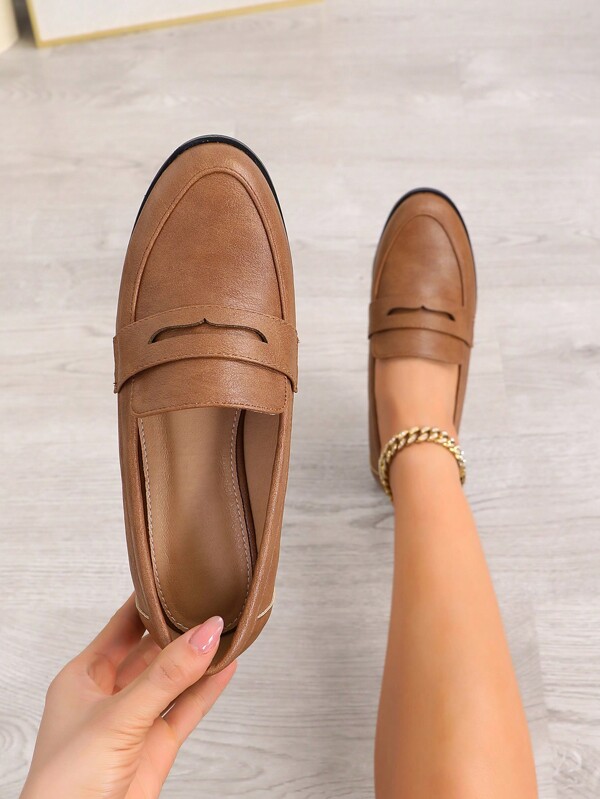 Mocasines casuales de mujer de estilo vintage británico, nuevos para 2024, de suela plana, tacón bajo y caña baja, en piel